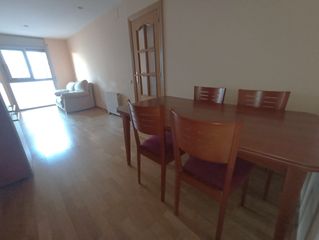 Apartament a Nou dels garrofers 113. Piso de entidad financiera