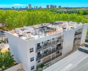 Penthouse in Luxemburg 36. Exclusiva apialia costa brava, edificio del año 2023 con parking