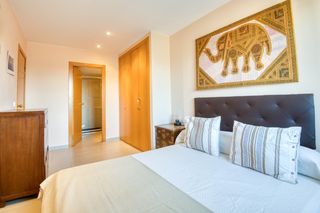 Apartament a De canigó 26. Piso luminoso con parking en zona alta, instituto vilartagues.