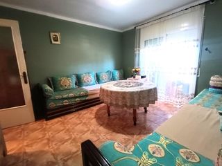 Flat  Del carrilet