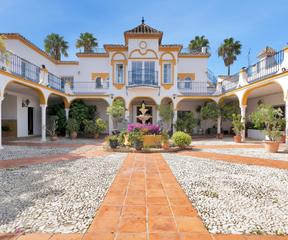 Chalet  Diseminado rincon del hinojal. Impresionante villa con finca