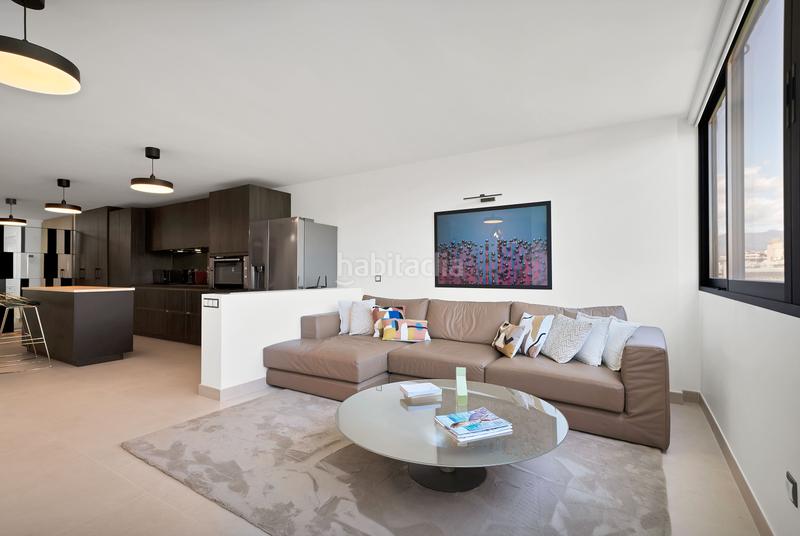 Foto ac4ced41-b91a-4ee3-9623-3fd5980dad04. Apartament amb piscina a Playa Bajadilla - Puertos Marbella