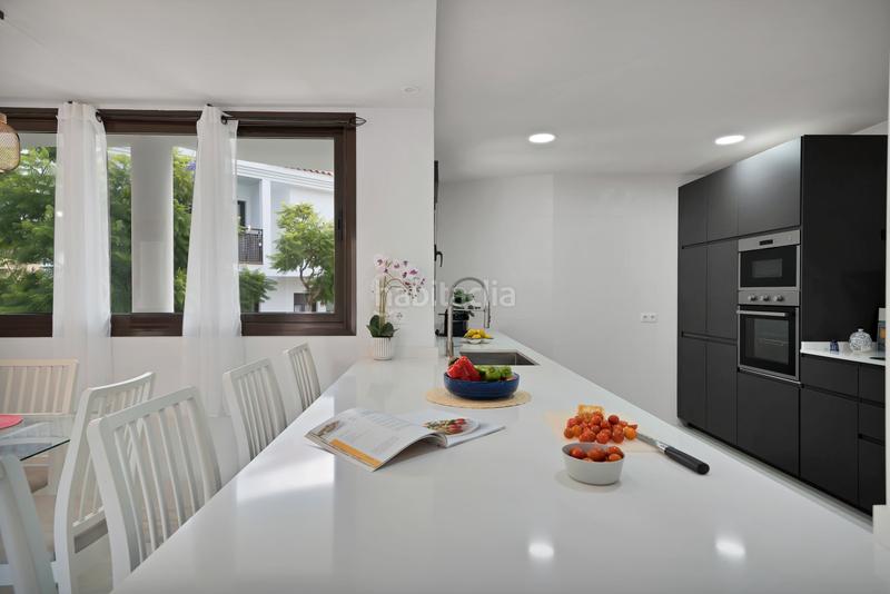 Foto 389f6a59-1b37-40f1-8fdb-7e74c7951f05. Chalet avec chauffage parking dans Riviera del Sol Mijas