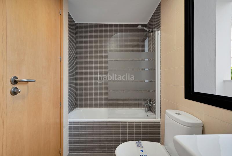 Foto 54cec31a-f10c-4dd0-9bf0-9c115d64ad57. Chalet avec chauffage parking dans Riviera del Sol Mijas