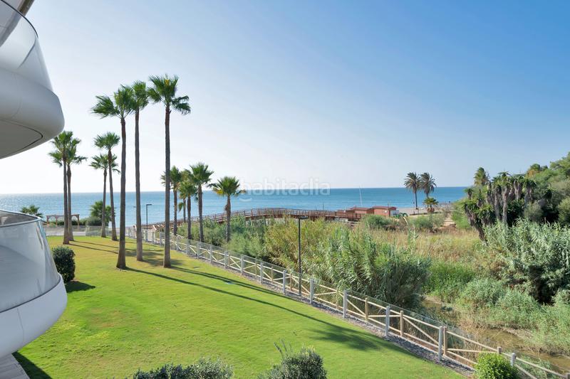 Foto 39eb0b15-c88f-46fd-8556-8c032412a508. Lloguer apartament amb aparcament piscina a Guadalobón Estepona