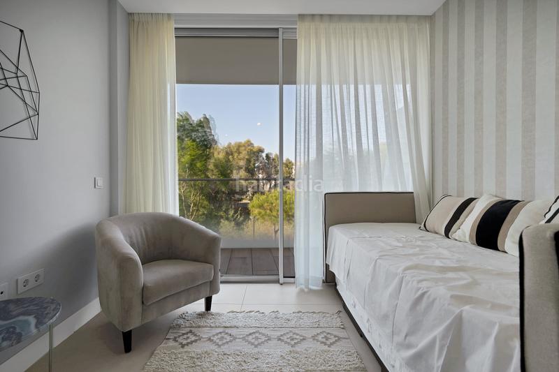 Foto 92f361e3-1f6b-4a43-97a8-22c19c847289. Lloguer apartament amb aparcament piscina a Guadalobón Estepona