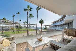 Lloguer Apartament a Guadalobón. Espectacular apartamento de 3 habitaciones frente al mar
