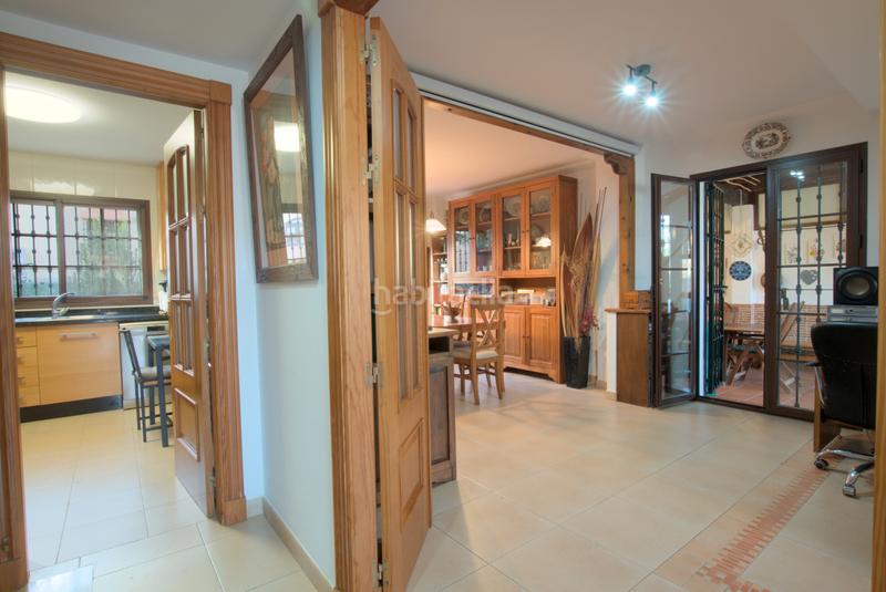 Foto 3cd29b10-fcc7-4081-ad67-882a35b1ee06. Casa adossada amb aparcament piscina a Capellanía - Retamar Alhaurín de la Torre