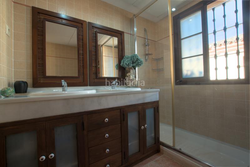 Foto f58dc534-f5ad-4f36-bc4c-7e24a1a23ed0. Casa adossada amb aparcament piscina a Capellanía - Retamar Alhaurín de la Torre