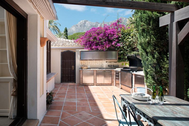 Foto 0b958d62-06a0-41c0-b52f-ce0497f68390. Alquiler chalet preciosa villa de estilo andaluz en Sierra Blanca en Marbella