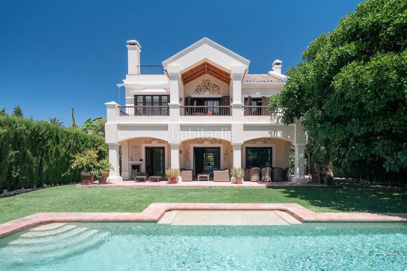 Foto 93b2921a-0f0e-4472-97c5-8ce11cc5bfd6. Alquiler chalet preciosa villa de estilo andaluz en Sierra Blanca en Marbella