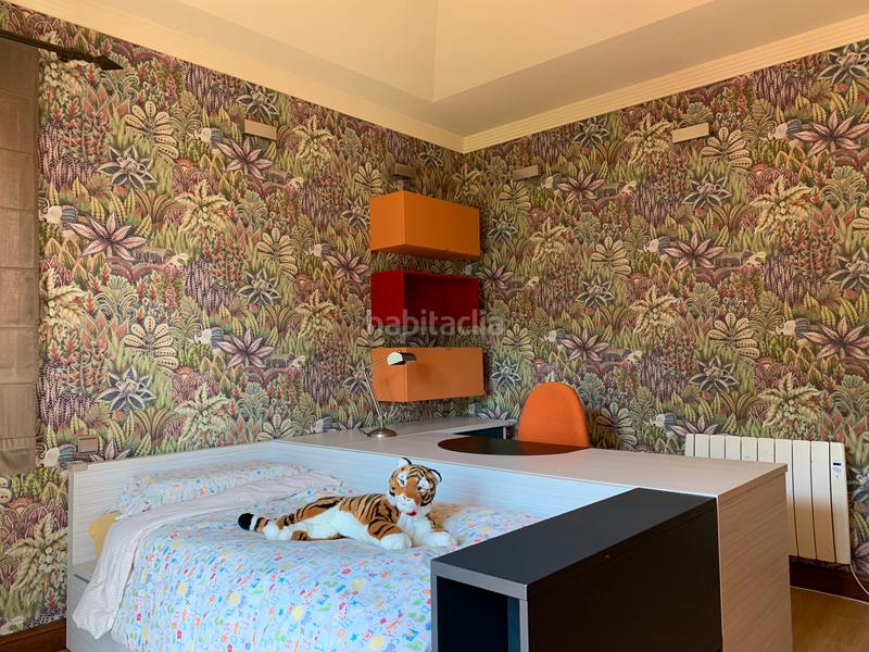 Foto c60fe70e-a8db-4f6a-95d6-56725788f804. Lloguer xalet amb aparcament piscina a Sierra Blanca Marbella