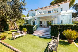 Xalet a Santa María. Villa estilo mediterraneo