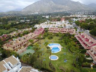 Apartament a Lomas de Marbella Club. Extraordinario adosado en la milla de oro de marbella