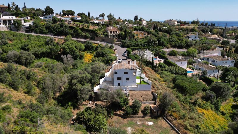 Foto 6825b8e9-c31d-4a7b-98da-01c0cd1922fd. Xalet amb calefacció aparcament piscina a El Rosario - Ricmar Marbella