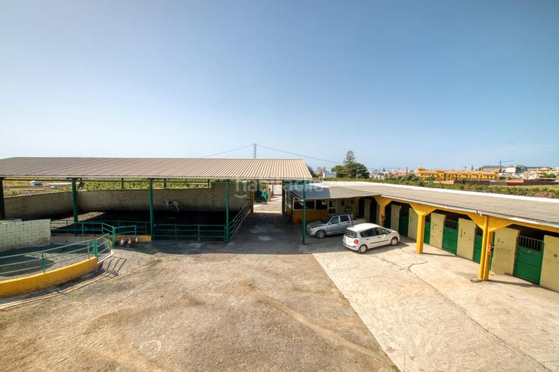 Foto a1d0de8d-12e8-4d51-bb1b-392ab5e3122c. Country house with pool in El Tomillar Torre del Mar