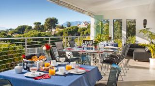 Chalet  Paseo de alemania. Villa hostal independiente en venta en paseo de alemania, elviri