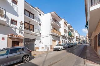 Maison jumelée  C. gibraltar, 17. Edificio residencial 5 habitaciones centro de estepona