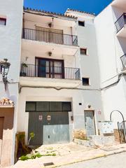 Casa adosada en C. Gibraltar, 17