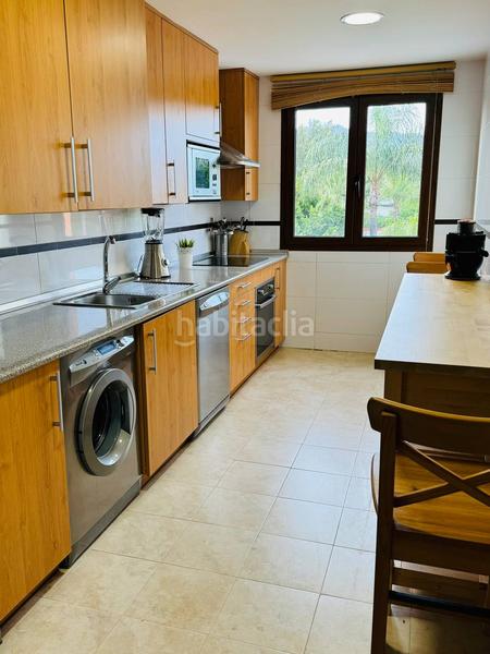 Foto 48a037d5-9c87-4613-b4ab-9bce29a03873. Alquiler ático en Zona de Punta Plata Estepona
