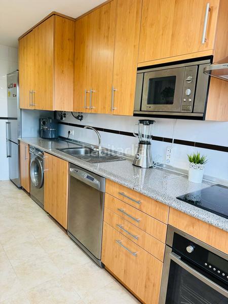 Foto b222c2fa-b538-41c3-8c28-971a1141920e. Location attique avec parking piscine dans Zona de Punta Plata Estepona