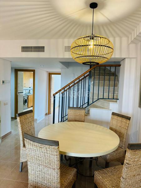 Foto 1db3bb94-6d59-4833-be6e-27c89c1278be. Miete dachwohnung mit parking pool in Zona de Punta Plata Estepona