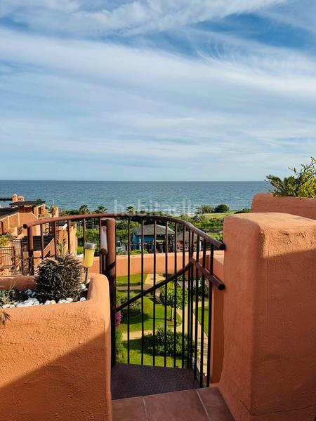 Foto 70877a57-cdc7-48c9-b1ef-f60604f27a77. Miete dachwohnung mit parking pool in Zona de Punta Plata Estepona