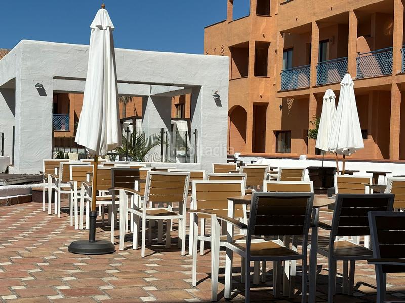 Foto c6e7d323-7eb8-4ba6-826c-6522f379f2f0. Apartamento  en complejo hotelero en explotación en Benahavís