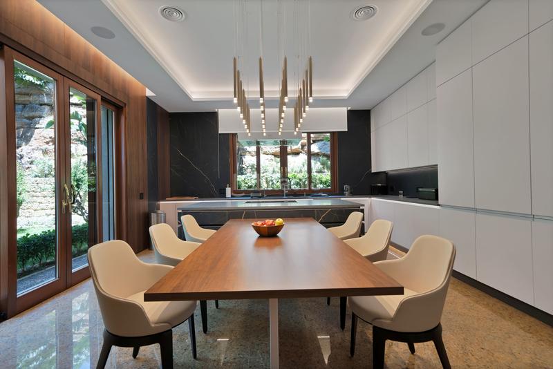 Foto a40041d8-6d09-4a45-a040-57052c1fa237. Alquiler chalet en Sierra Blanca Marbella