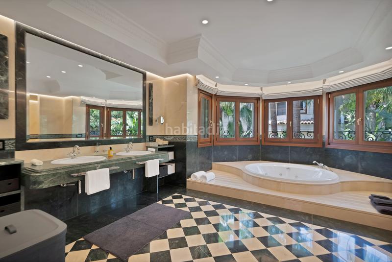 Foto 9279aaf1-7eed-4bcf-a8c1-b23c8dcd5ff3. Miete chalet mit heizung parking pool in Sierra Blanca Marbella