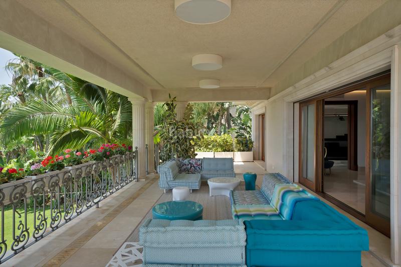 Foto 5b83aa5f-6fa6-44eb-92d7-b48ae416a8e4. Rent chalet with heating parking pool in Sierra Blanca Marbella