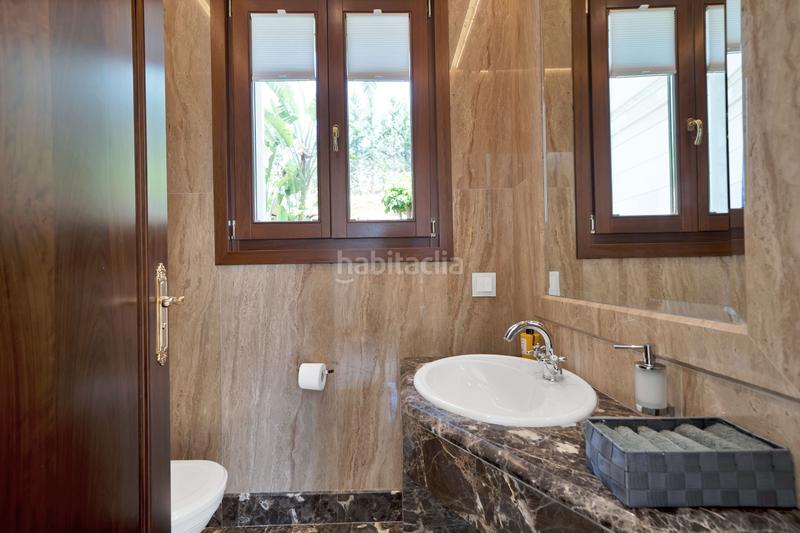 Foto d599839f-86c1-4dd2-b85b-9a003d252aa0. Lloguer xalet amb calefacció aparcament piscina a Marbella