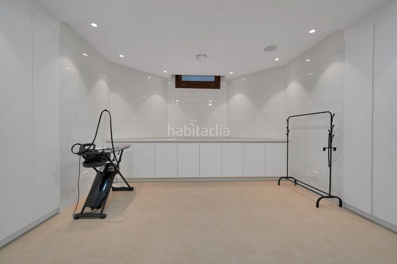 Foto eabcab85-0a73-438b-b63b-978917333b69. Lloguer xalet amb calefacció aparcament piscina a Marbella