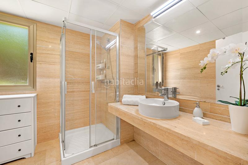 Foto 3c9efbab-2bef-41c0-a7ec-d7718bd5c37c. Apartament amb calefacció aparcament piscina a El Paraíso Benahavís