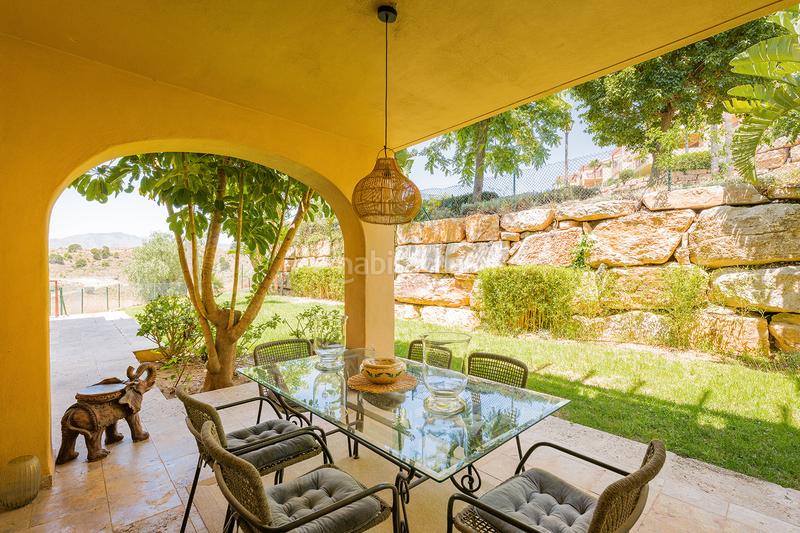 Foto 55823269-80af-4b62-819f-6b0f8fd3d162. Apartament amb calefacció aparcament piscina a El Paraíso Benahavís