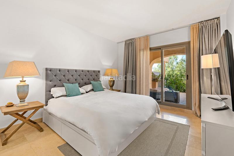 Foto cf9fec49-52f0-46f0-9567-a3e737bc9e4e. Apartament amb calefacció aparcament piscina a El Paraíso Benahavís