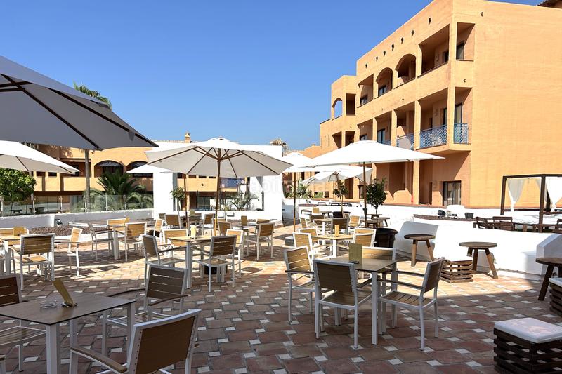 Foto 6c8f79fa-c665-4aec-ba63-5d6d678e1f2e. Apartamento en Los Flamingos Benahavís
