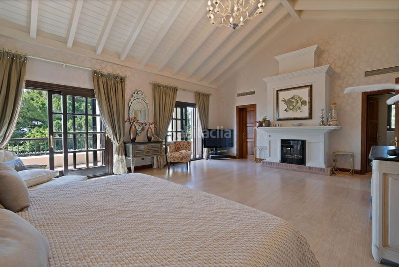 Foto 17a21901-86a0-4aca-bfd4-30a3956d982c. Xalet amb aparcament piscina a Sierra Blanca Marbella