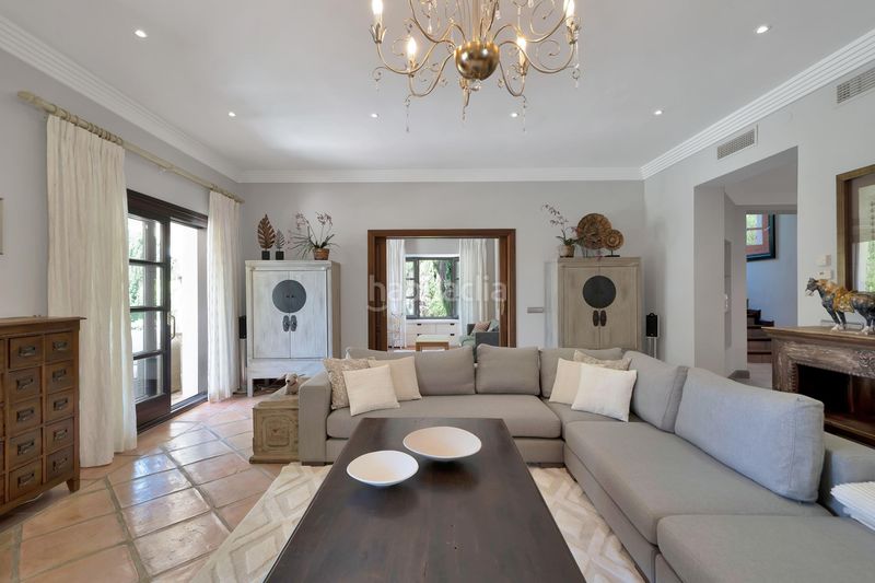 Foto 4ee010a9-f0ce-4752-887d-0ca781404aff. Xalet amb aparcament piscina a Sierra Blanca Marbella