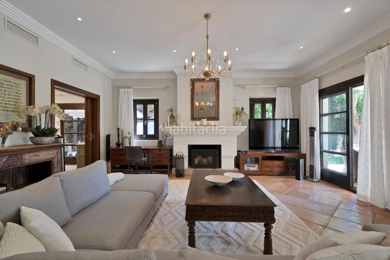 Foto 62019eee-7ece-4a73-87c1-433c5e0b0d58. Chalet con riscaldamento parcheggio piscina in lomas de Marbella club Marbella