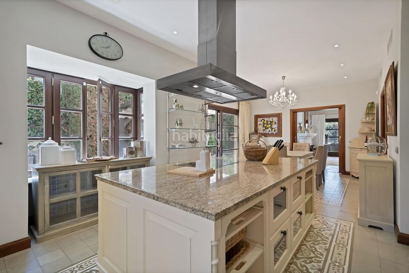 Foto fdd11f30-ea4b-4ad1-acdc-01dfc29959de. Xalet amb aparcament piscina a Sierra Blanca Marbella