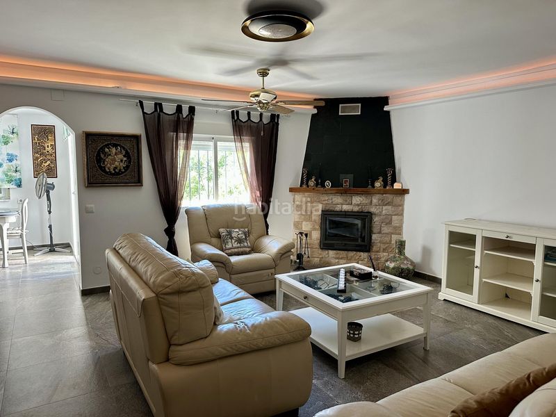 Foto 3c2b1e3f-782c-490e-a2a2-0c115a6d7a2e. Casa adossada amb piscina a Manilva pueblo Manilva