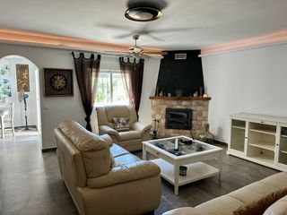 Casa adossada a 1 Urbanización Monte Viñas