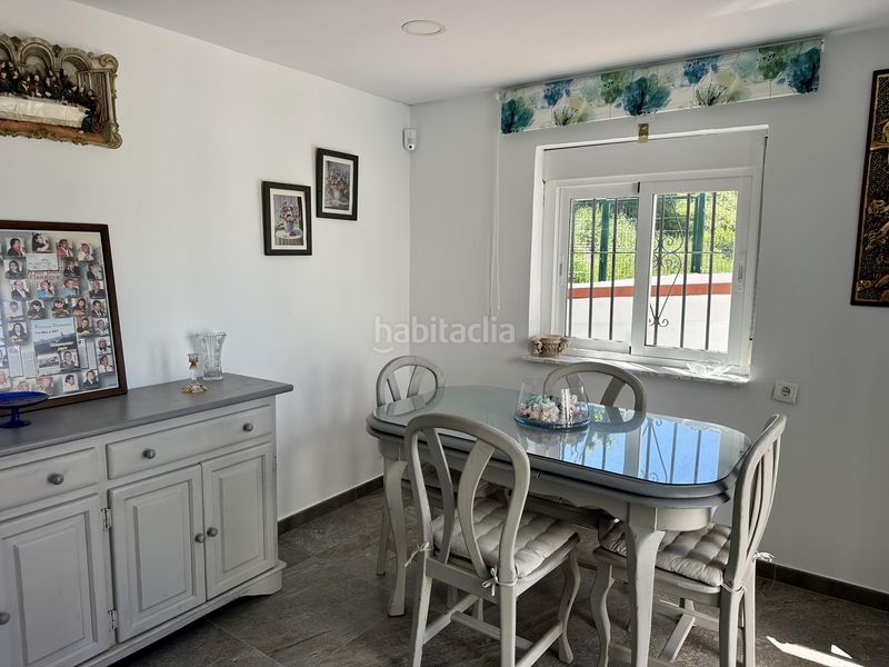 Foto aa0fd216-c8d0-40ca-984c-d58b17404730. Casa adossada amb piscina a Manilva pueblo Manilva