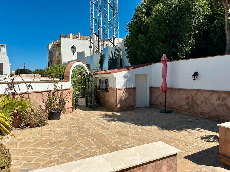 Foto 3b261a1b-7304-4e6b-aa76-d33ecc78ee3d. Chalet  independiente en calle pedreta en Manilva pueblo Manilva
