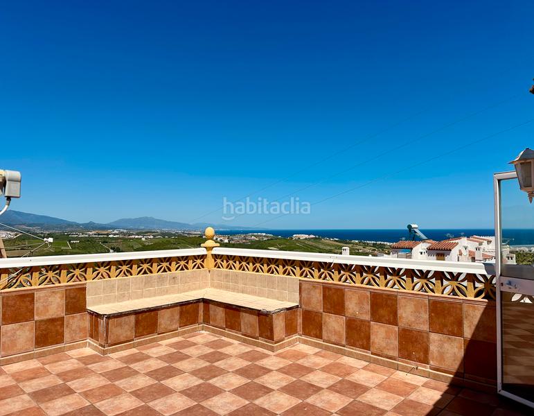 Foto 8db9e77d-7a28-4ccd-915e-89407d22b20f. Chalet  independiente en calle pedreta en Manilva pueblo Manilva