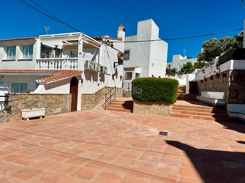 Foto e08c3d58-151a-4bf3-aec8-6affc3fff4d8. Chalet  independiente en calle pedreta en Manilva pueblo Manilva