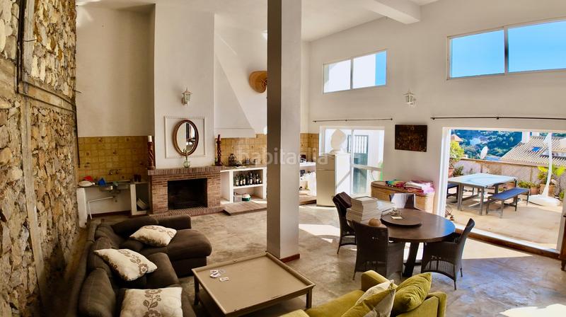Foto fa29d9d7-1557-40ca-85f4-a8cac305b913. Chalet vive tu sueño mediterráneo en esta joya en Ojén