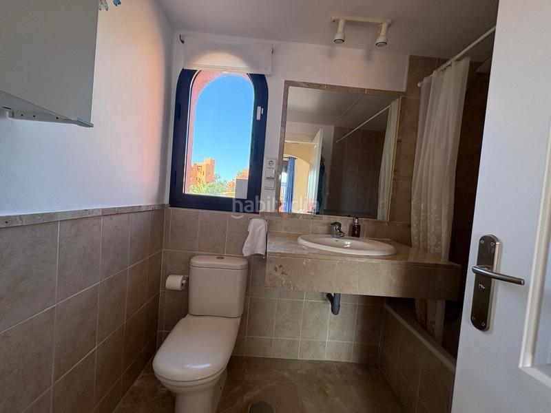 Foto 20b4d5e8-7d0e-4dfb-bbcf-8eac074d29bd. Appartamento con riscaldamento parcheggio piscina in Estepona