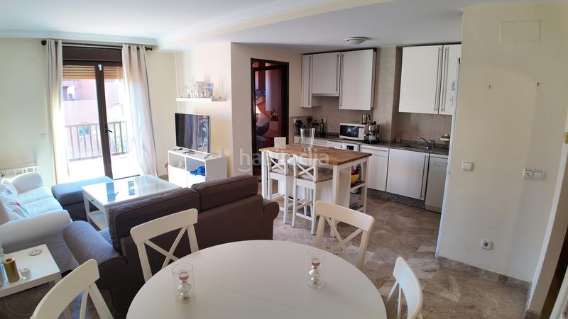 Foto 3f476283-200b-4938-8c99-d9ecd9663e01. Appartamento con riscaldamento parcheggio piscina in Estepona